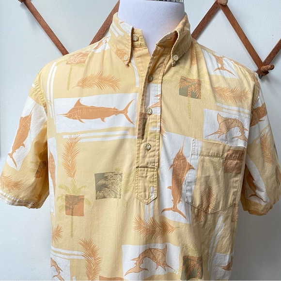 Reyn Spooner Vintage Swordfish Half Button Shirt - Picture 2 of 11